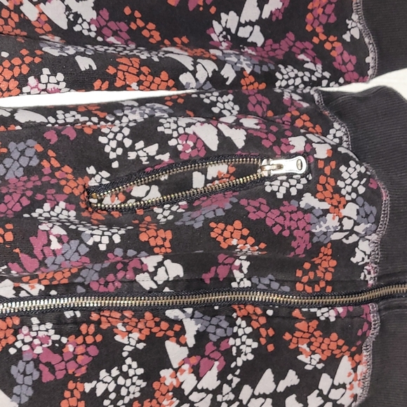 Women's Element Size Large Zip up Sweater - Picture 4 of 6